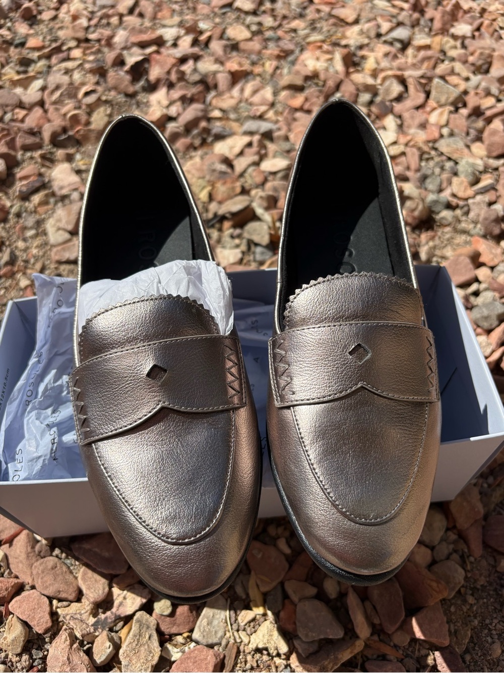 Aerosoles Pewter Metallic Penny Loafers Women’s Size 8 New in Box